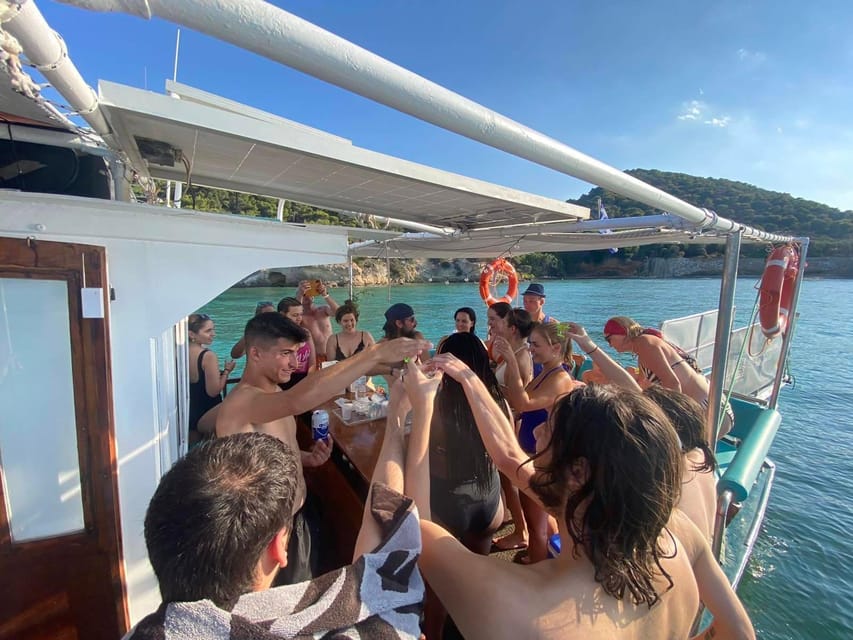 Porto Rafti: Athens Cruise Tour with Mediterranean BBQ - What to bring (and what not to assume)