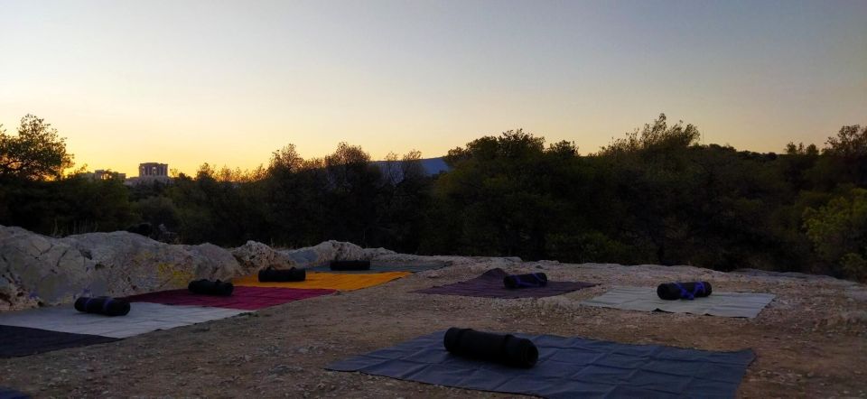 Sunrise Yoga & Meditation Acropolis & 360 view - The uphill walk: calm paths, less street noise