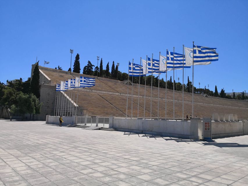 The Best of Athens Tour: Top Sights and Attractions - Meeting point by Syntagma: starting where Athens turns official